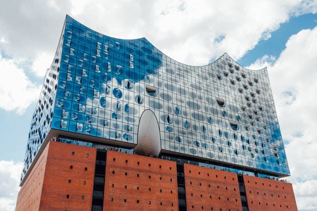 Creative Highlights World Elbphilharmonie Facade with Reflective Glass and Brick Base in Hamburg Hamburg, Hamburg, Germany R_EPZT2512023A-1893221-01