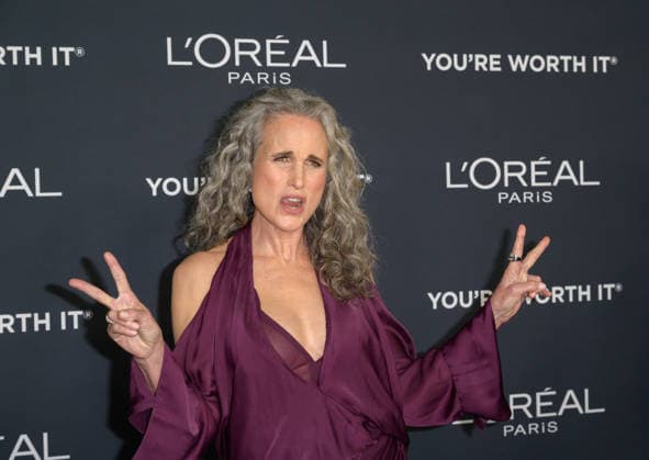 Women of Worth - Los Angeles, USA LOS ANGELES, USA. December 02, 2025: Andie MacDowell at the 20th anniversary of L Oreal Paris Women of Worth at the Academy Museum. Los Angeles CA USA  Copyright: xPaulxSmith Featureflashx
