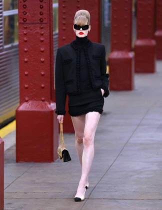 Chanel Metiers D Art Show 2026 - Runway - NYC Model is walking the runway during the Chanel Metiers D Art Show 2026 in New York on December 2, 2025. Photo by Charles Guerin ABACAPRESS.COM New York City NY United States  Copyright: xGuerinxCharles ABACAx