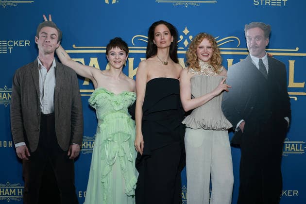 New York premiere of Bleecker Street and Legion M™s Fackham Hall Featuring: Thomasin McKenzie, Katherine Waterston and Emma Laird Where: New York, New York, United States When: 02 Dec 2025 Credit: Jason Mendez Starpix INSTARimages EDITORIAL USE ONLY. NOT FOR USE BY NEWSPAPERS BASED IN THE UK. Copyright: xJasonxMendezx xStarPixxforxBleeckerxStreetx instar55310748