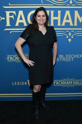New York premiere of Bleecker Street and Legion M™s Fackham Hall Featuring: Perri Gillon Where: New York, New York, United States When: 02 Dec 2025 Credit: Jason Mendez Starpix INSTARimages EDITORIAL USE ONLY. NOT FOR USE BY NEWSPAPERS BASED IN THE UK. Copyright: xJasonxMendezx xStarPixxforxBleeckerxStreetx instar55310759