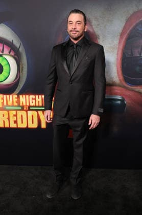 02 December 2025 - Hollywood, California - Skeet Ulrich. Universal Pictures Five Nights At Freddy s 2 Premiere held at The TCL Chinese Theatre Hollywood USA - ZUMAa123 20251202_zaa_a123_104 Copyright: xADx