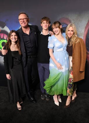 02 December 2025 - Hollywood, California - JAddison Grace Lillard, Matthew Lillard, Liam Lillard, Macey Lyn Lillard, Heather Helm. Universal Pictures Five Nights At Freddy s 2 Premiere held at The TCL Chinese Theatre Hollywood USA - ZUMAa123 20251202_zaa_a123_194 Copyright: xADx