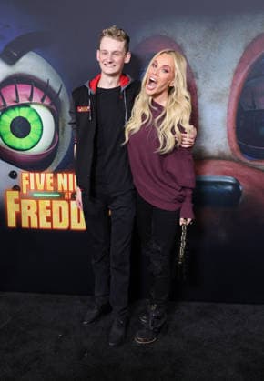 02 December 2025 - Hollywood, California - Evan Joseph Asher, Jenny McCarthy. Universal Pictures Five Nights At Freddy s 2 Premiere held at The TCL Chinese Theatre Hollywood USA - ZUMAa123 20251202_zaa_a123_229 Copyright: xADx