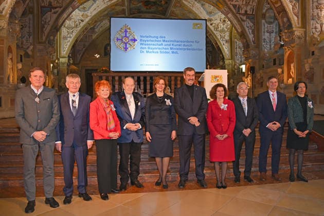 Group picture Herlinde KOELBL photo artist , from left Prof Dr Dr h c Ulrich Walter,Prof Dr Dr h c Bernd Huber,Herlinde KOELBL Ralph SIEGEL,Martina GEDECK,Markus SOEDER Ministerpraesident Bayern und CSU Vorsitzender Dr Rachel Salamander, Prof Dr Georg Ertl Prof Dr Joerg Vogel Prof Dr Maria Elena Torres Padilla, Awa
