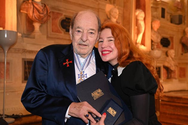 Ralph SIEGEL Composer with his wife Laura Presentation of the Bavarian Maximilian Order on 03 12 2025 in the Antiquariat of the Residenz in Munich