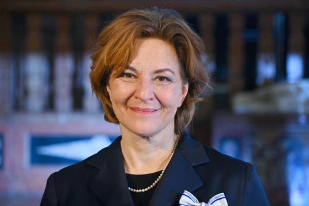 Martina GEDECK actress, single picture, cropped single motif, portrait, portrait award Bavarian Maximilian Order on 03 12 2025 in the Antiquariat of the Residence in Munich