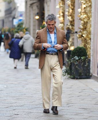 American actor Chris Pine, strolling through the streets of Milan s city center, then, together with a friend, enters the Ralph Lauren boutique for some shopping, and takes a taxi back to the hotel.  Copyright: xMimmoxCarrierox xipa-agency.netx xMIMMOxCARRIERO-x IPA_Agency_IPA68681856