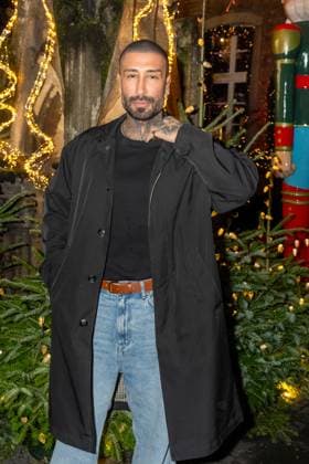 Katys X mas Wonderland 2025 Bobby Chambers at Katys X mas Wonderland Event by Kate Merlan in the Wolkenburg Koeln on 02 12 2025 Koeln Wolkenburg Nordrhein Westfalen