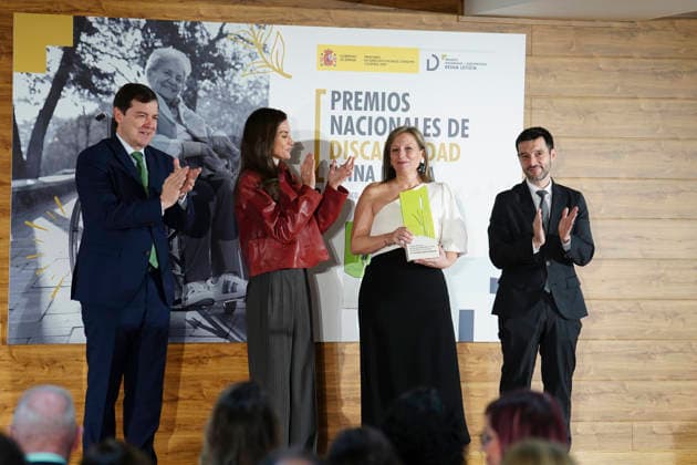 Queen Letizia presents the Queen Letizia National Disability Awards The President of the Junta de Castilla y León, Alfonso Fernández Manueco i , Queen Letizia 2i , the Minister of Social Rights, Consumption and Agenda 2030, Pablo Bustinduy d , during the meeting of the Royal Council of the Board on Disability and presentation of the Queen Letizia National Disability Awards, at CREA Alzheimer, on December 3, 2025, in Salamanca, Castilla Leon Spain The National Disability Awards are granted by the Royal Board on Disability and serve to recognize the work for inclusion and the defense of the rights of people with disabilities Each year they are presented personally by Her Majesty the Queen as honorary president 03 DECEMBER 2025 PATRONATO SOBR Copyright: xManuelxÃngelxLayax 7145474