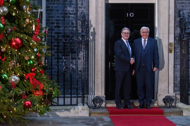 German President Frank-Walter Steinmeier State Visit at Downing Street, London, UK - 03 December 2025 German President Frank-Walter Steinmeier arrives for a meeting with British Prime Minister Sir Keir Starmer and wife Lady Victoria Starmer in Downing Street, London, England, UK on Wednesday 03 December, 2025 as part of a State Visit., Credit:Justin Ng Avalon UK, England, London, Downing Street Copyright: xJustinxNgx xAvalonx 1056256118