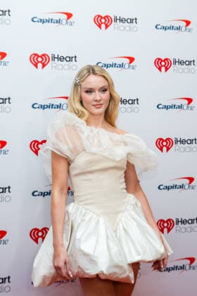 iHeartRadio 106.1 KISS FM s Jingle Ball - Arrivals Zara Larsson attends iHeartRadio 106.1 KISS FM s Jingle Ball 2025 Presented by Capital One at Dickies Arena on December 02, 2025 in Fort Worth, Texas. Forth Worth Dickies Arena Texas USA Copyright: xDarahxHubbard imageSPACEx