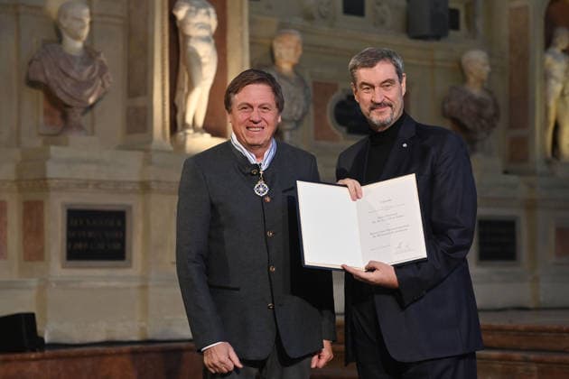 Prof. Dr Dr h c Ulrich Walter former astronaut , Markus SOEDER State Premier of Bavaria and CSU Chairman Award of the Bavarian Maximilian Order on 03 12 2025 in the Antiquariat of the Residence in Munich