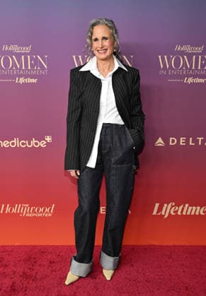 The Hollywood Reporter™s Annual Women In Entertainment Gala Andie MacDowell arriving to The Hollywood Reporter™s Annual Women In Entertainment Gala at the Beverly Hills Hotel on December 3, 2025 in Beverly Hills, Ca. Beverly Hills Beverly Hills Hotel California USA Copyright: xLisaxOConnor xAFF-USA.COMx
