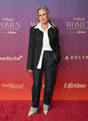 The Hollywood Reporter™s Annual Women In Entertainment Gala Andie MacDowell arriving to The Hollywood Reporter™s Annual Women In Entertainment Gala at the Beverly Hills Hotel on December 3, 2025 in Beverly Hills, Ca. Beverly Hills Beverly Hills Hotel California USA Copyright: xLisaxOConnor xAFF-USA.COMx