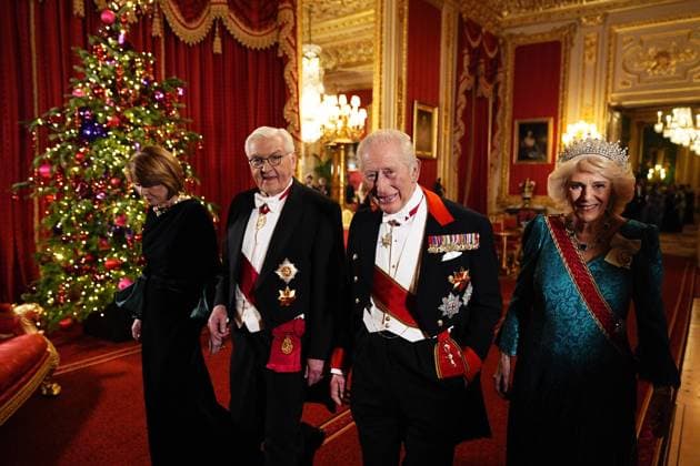 Frank-Walter Steinmeier s state visit to the UK King Charles III and Queen Camilla (right) with German President Frank-Walter Steinmeier and his wife Elke Budenbender ahead of the state banquet for the German President and his wife, at Windsor Castle, Berkshire, on day one of their state visit to the UK. Picture date: Wednesday December 3, 2025., Credit:Aaron Chown Avalon UK, Windsor  Copyright: xAaronxChownx xAvalonx 1056321804