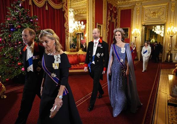 Frank-Walter Steinmeier s state visit to the UK Duke and Duchess of Edinburgh (front) the Prince and Princess of Wales ahead the state banquet for the German President Frank-Walter Steinmeier and his wife Elke Budenbender, at Windsor Castle, Berkshire, on day one of their state visit to the UK. Picture date: Wednesday December 3, 2025., Credit:Aaron Chown Avalon UK, Windsor  Copyright: xAaronxChownx xAvalonx 1056321830