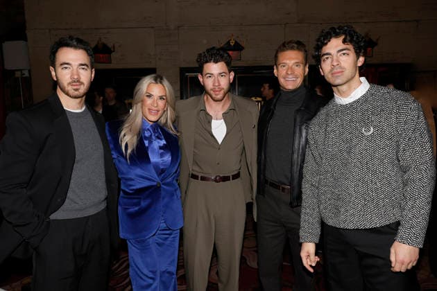 December 3, 2025, Los Angeles, California, USA: Kevin Jonas, Ellen K, Nick Jonas, Ryan Seacrest, Joe Jonas at a ceremony honoring the Jonas Brothers with hand and foot prints at the TCL Chinese Theatre IMAX. Los Angeles USA - ZUMAg107 20251203_zep_g107_010 Copyright: xNinaxPrommerx