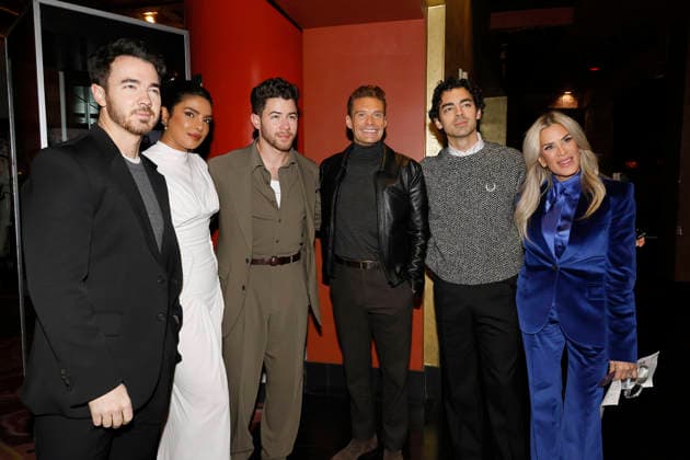 December 3, 2025, Los Angeles, California, USA: Kevin Jonas, Priyanka Chopra Jonas, Nick Jonas, Ryan Seacrest, Joe Jonas, Ellen K at a ceremony honoring the Jonas Brothers with hand and foot prints at the TCL Chinese Theatre IMAX. Los Angeles USA - ZUMAg107 20251203_zep_g107_014 Copyright: xNinaxPrommerx
