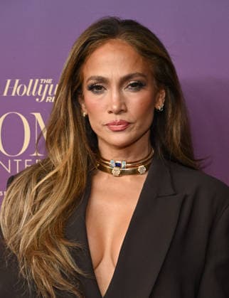 The Hollywood Reporter™s Annual Women In Entertainment Gala Jennifer Lopez arriving to The Hollywood Reporter™s Annual Women In Entertainment Gala at the Beverly Hills Hotel on December 3, 2025 in Beverly Hills, Ca. Beverly Hills Beverly Hills Hotel California USA Copyright: xLisaxOConnor xAFF-USA.COMx