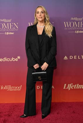 The Hollywood Reporter™s Annual Women In Entertainment Gala Elizabeth Berkley arriving to The Hollywood Reporter™s Annual Women In Entertainment Gala at the Beverly Hills Hotel on December 3, 2025 in Beverly Hills, Ca. Beverly Hills Beverly Hills Hotel California USA Copyright: xLisaxOConnor xAFF-USA.COMx