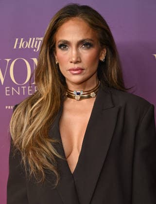 The Hollywood Reporter™s Annual Women In Entertainment Gala Jennifer Lopez arriving to The Hollywood Reporter™s Annual Women In Entertainment Gala at the Beverly Hills Hotel on December 3, 2025 in Beverly Hills, Ca. Beverly Hills Beverly Hills Hotel California USA Copyright: xLisaxOConnor xAFF-USA.COMx