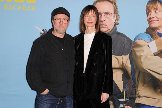 Bjarne Mädel and Katharina Marie Schubert photo session before the cinema preview of the NDR comedy Prange Man ist ja Nachbar at the UCI Kino Mundsburg in Hamburg Hamburg, 03 12 2025 Please caption IMAGO Michael Wigglesworth