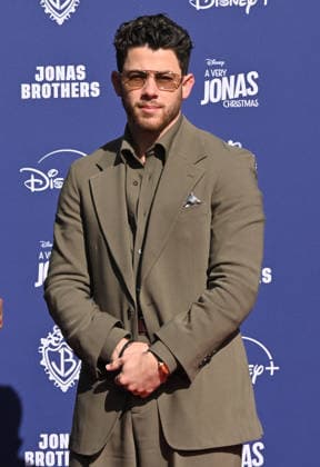 Jonas Brothers Hand and Footprint Ceremony Nick Jonas at the Jonas Brothers Hand and Footprint In Cement Ceremony held at the TCL Chinese Theatre on December 3, 2025 in Hollywood, Ca. Hollywood TCL Chinese Theatre California USA Copyright: xLeexWatt AFF-USA.COMx