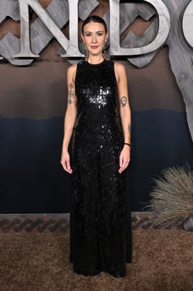 ˜The Abandons™ Premiere Elle-Maija Tailfeathers arriving to Netflix™s The Abandons™ premiere held at the Netflix Tudum Theater on December 3, 2025 in Hollywood, Ca. Hollywood Netflix Tudum Theater California USA Copyright: xStarbuck AFF-USA.COMx