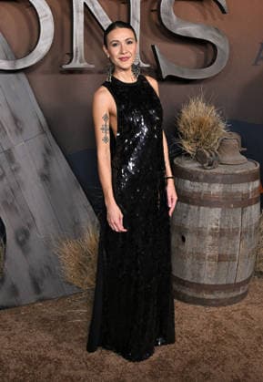 ˜The Abandons™ Premiere Elle-Maija Tailfeathers arriving to Netflix™s The Abandons™ premiere held at the Netflix Tudum Theater on December 3, 2025 in Hollywood, Ca. Hollywood Netflix Tudum Theater California USA Copyright: xStarbuck AFF-USA.COMx