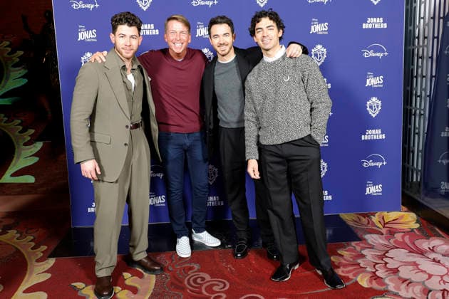 December 3, 2025, Los Angeles, California, USA: Nick Jonas, Jack McBrayer, Kevin Jonas, Joe Jonas at a ceremony honoring the Jonas Brothers with hand and foot prints at the TCL Chinese Theatre IMAX. Los Angeles USA - ZUMAg107 20251203_zep_g107_052 Copyright: xNinaxPrommerx