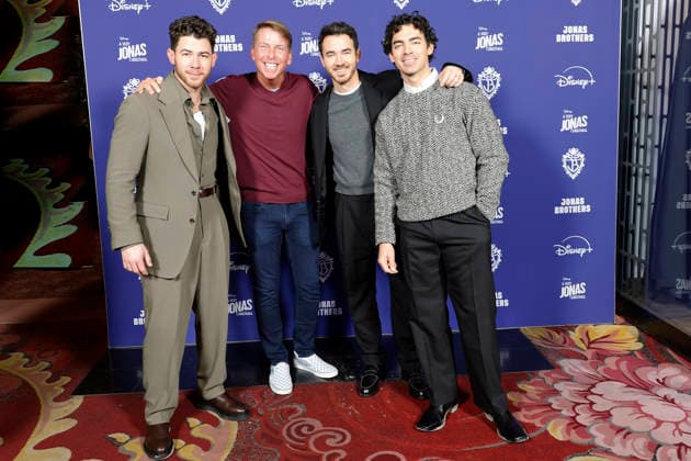 December 3, 2025, Los Angeles, California, USA: Nick Jonas, Jack McBrayer, Kevin Jonas, Joe Jonas at a ceremony honoring the Jonas Brothers with hand and foot prints at the TCL Chinese Theatre IMAX. Los Angeles USA - ZUMAg107 20251203_zep_g107_053 Copyright: xNinaxPrommerx
