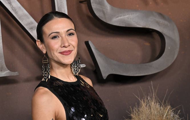 ˜The Abandons™ Premiere Elle-Maija Tailfeathers arriving to Netflix™s The Abandons™ premiere held at the Netflix Tudum Theater on December 3, 2025 in Hollywood, Ca. Hollywood Netflix Tudum Theater California USA Copyright: xStarbuck AFF-USA.COMx