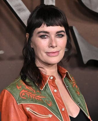 ˜The Abandons™ Premiere Lena Headey arriving to Netflix™s The Abandons™ premiere held at the Netflix Tudum Theater on December 3, 2025 in Hollywood, Ca. Hollywood Netflix Tudum Theater California USA Copyright: xStarbuck AFF-USA.COMx