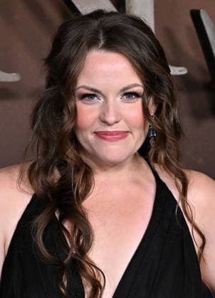˜The Abandons™ Premiere Katelyn Wells arriving to Netflix™s The Abandons™ premiere held at the Netflix Tudum Theater on December 3, 2025 in Hollywood, Ca. Hollywood Netflix Tudum Theater California USA Copyright: xStarbuck AFF-USA.COMx