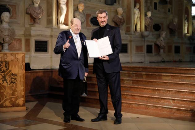 Ralph Siegel and Markus Söder at the award ceremony for the Bavarian Maximilian Order by the Minister President of the Free State of Bavaria in the Antiquarium of the Munich Residence Munich, 03 12 2025 Foto:xAgenturxWehnertx xGränzdörferx xFuturexImagex ordensverleihung_5205