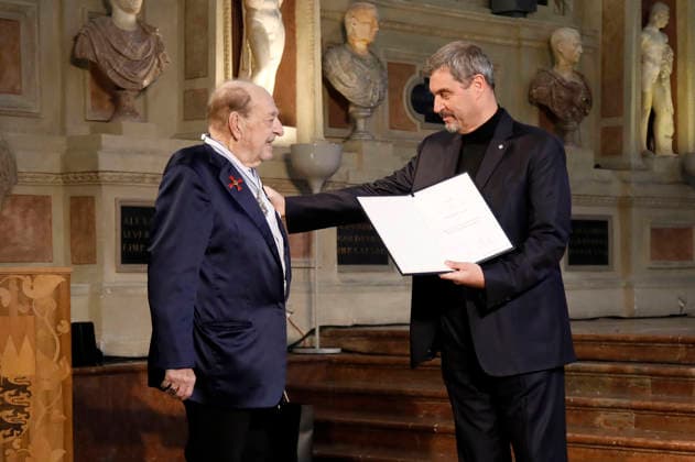 Ralph Siegel and Markus Söder at the award ceremony for the Bavarian Maximilian Order by the Minister President of the Free State of Bavaria in the Antiquarium of the Munich Residence Munich, 03 12 2025 Foto:xAgenturxWehnertx xGränzdörferx xFuturexImagex ordensverleihung_5206