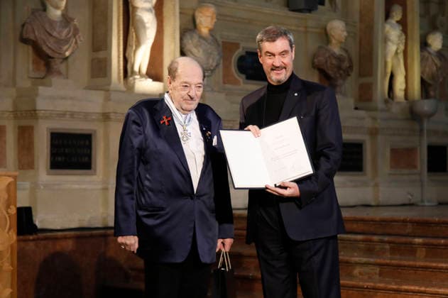 Ralph Siegel and Markus Söder at the award ceremony for the Bavarian Maximilian Order by the Minister President of the Free State of Bavaria in the Antiquarium of the Munich Residence Munich, 03 12 2025 Foto:xAgenturxWehnertx xGränzdörferx xFuturexImagex ordensverleihung_5207