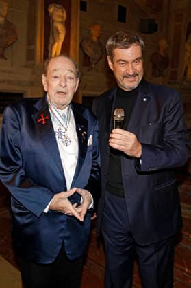 Ralph Siegel and Markus Söder at the award ceremony for the Bavarian Maximilian Order by the Minister President of the Free State of Bavaria in the Antiquarium of the Munich Residence Munich, 03 12 2025 Foto:xAgenturxWehnertx xGränzdörferx xFuturexImagex ordensverleihung_5218