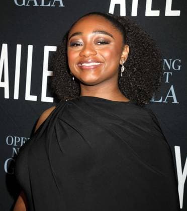 December 3, 2025, New York, New York, USA: Jazz vocalist SAMARA JOY seen during the red carpet arrivals for the 2025 Alvin Ailey American Dance TheaterÃ¢â‚¬â ¢s Opening Night Gala held New York CIty Center. New York USA - ZUMAk03_ 20251203_zaf_k03_018 Copyright: xNancyxKaszermanx