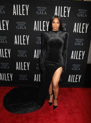 December 3, 2025, New York, New York, USA: Singer CIARA seen during the red carpet arrivals for the 2025 Alvin Ailey American Dance TheaterÃ¢â‚¬â ¢s Opening Night Gala held New York CIty Center. New York USA - ZUMAk03_ 20251203_zaf_k03_078 Copyright: xNancyxKaszermanx