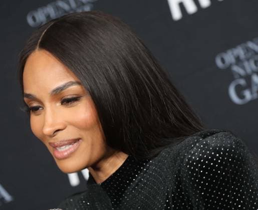 December 3, 2025, New York, New York, USA: Singer CIARA seen during the red carpet arrivals for the 2025 Alvin Ailey American Dance TheaterÃ¢â‚¬â ¢s Opening Night Gala held New York CIty Center. New York USA - ZUMAk03_ 20251203_zaf_k03_104 Copyright: xNancyxKaszermanx