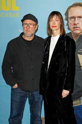 Bjarne Mädel and Katharina Marie Schubert at the preview of the NDR comedy Prange Man ist ja Nachbar at UCI Mundsburg, Hamburg, 03 12 2025 Foto:xC.xTamckex xFuturexImagex prange_5216
