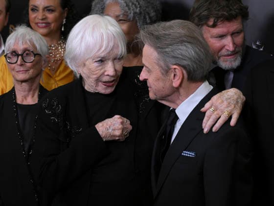 December 3, 2025, Los Angeles, California, USA: American actress, dancer, activist, author, and producer SHIRLEY MACLAINE and Latvian and American dancer, choreographer, and actor MIKHAIL BARYSHNIKOV attend the 2025 Dance Hall of Fame Ceremony: RED CARPET. Los Angeles USA - ZUMAb173 20251203_aap_b173_006 Copyright: xBillyxBennightx