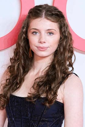 Nancy Hannan at the world premiere of the movie Goodbye June at Curzon Mayfair London, 03 12 2025 Foto:xS.xVasx xFuturexImagex june_5233