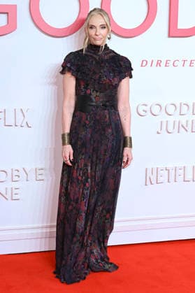 Toni Collette at the world premiere of the movie Goodbye June at Curzon Mayfair London, 03 12 2025 Foto:xS.xVasx xFuturexImagex june_5255