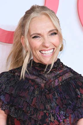 Toni Collette at the world premiere of the movie Goodbye June at Curzon Mayfair London, 03 12 2025 Foto:xS.xVasx xFuturexImagex june_5259