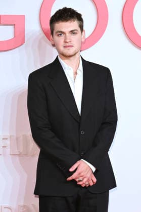 Joe Anders at the world premiere of the movie Goodbye June at Curzon Mayfair London, 03 12 2025 Foto:xS.xVasx xFuturexImagex june_5292