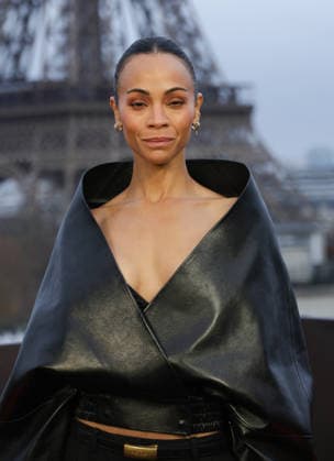Zoe Saldana Photocall for the film Avatar Fire and Ash Avatar de Feu et de Cendres at the Shangri La Hotel in Paris on December 4, 2025 Coadic Guirec Bestimage Photocall for the film Avatar Fire and Ash at the Shangri La Hotel in Paris on December 4, 2025 Paris France  Copyright: xCOADICxGUIRECx xBESTIMAGExCOADICxGUIRECx xBESTIMAGEx