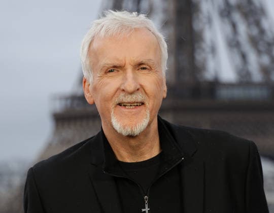 James Cameron Photocall for the film Avatar Fire and Ash Avatar de Feu et de Cendres at the Shangri La Hotel in Paris on December 4, 2025 Coadic Guirec Bestimage Photocall for the film Avatar Fire and Ash at the Shangri La Hotel in Paris on December 4, 2025 Paris France  Copyright: xCOADICxGUIRECx xBESTIMAGExCOADICxGUIRECx xBESTIMAGEx